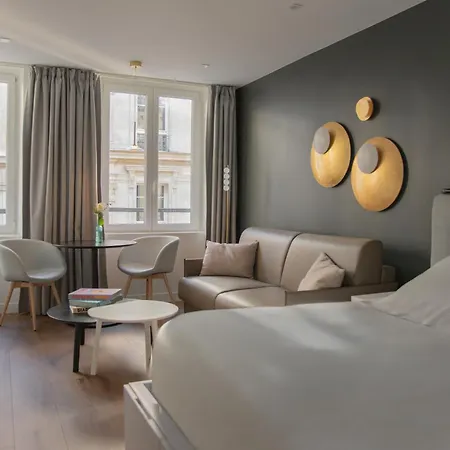 Hotel Leev Victoire & 4*