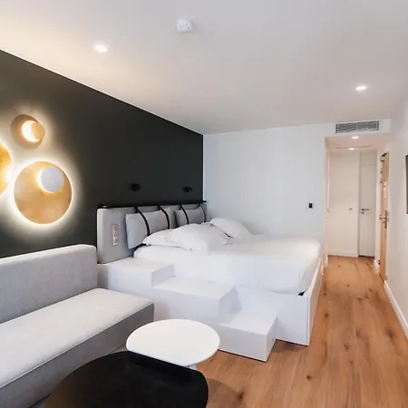 Leev Victoire & Hotel 4*