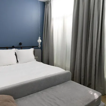 Leev Victoire & Hotel 4*