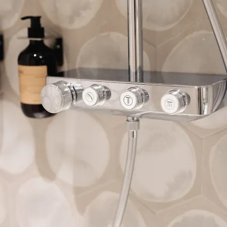 Leev Victoire & Hotel 4*