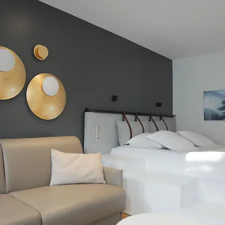 Leev Victoire & Hotel 4*
