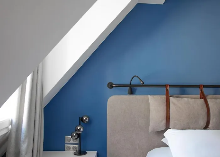 Leev Victoire & מלון