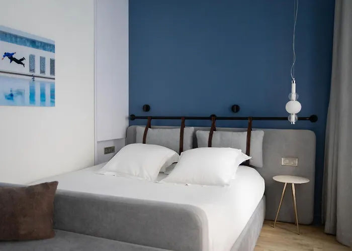 Leev Victoire & מלון פריז