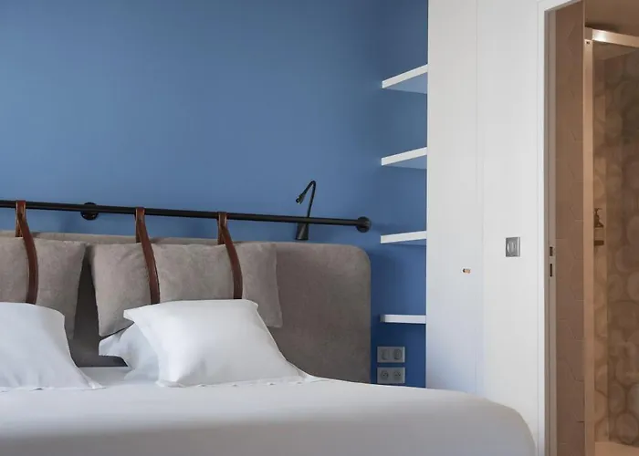 Leev Victoire & פריז